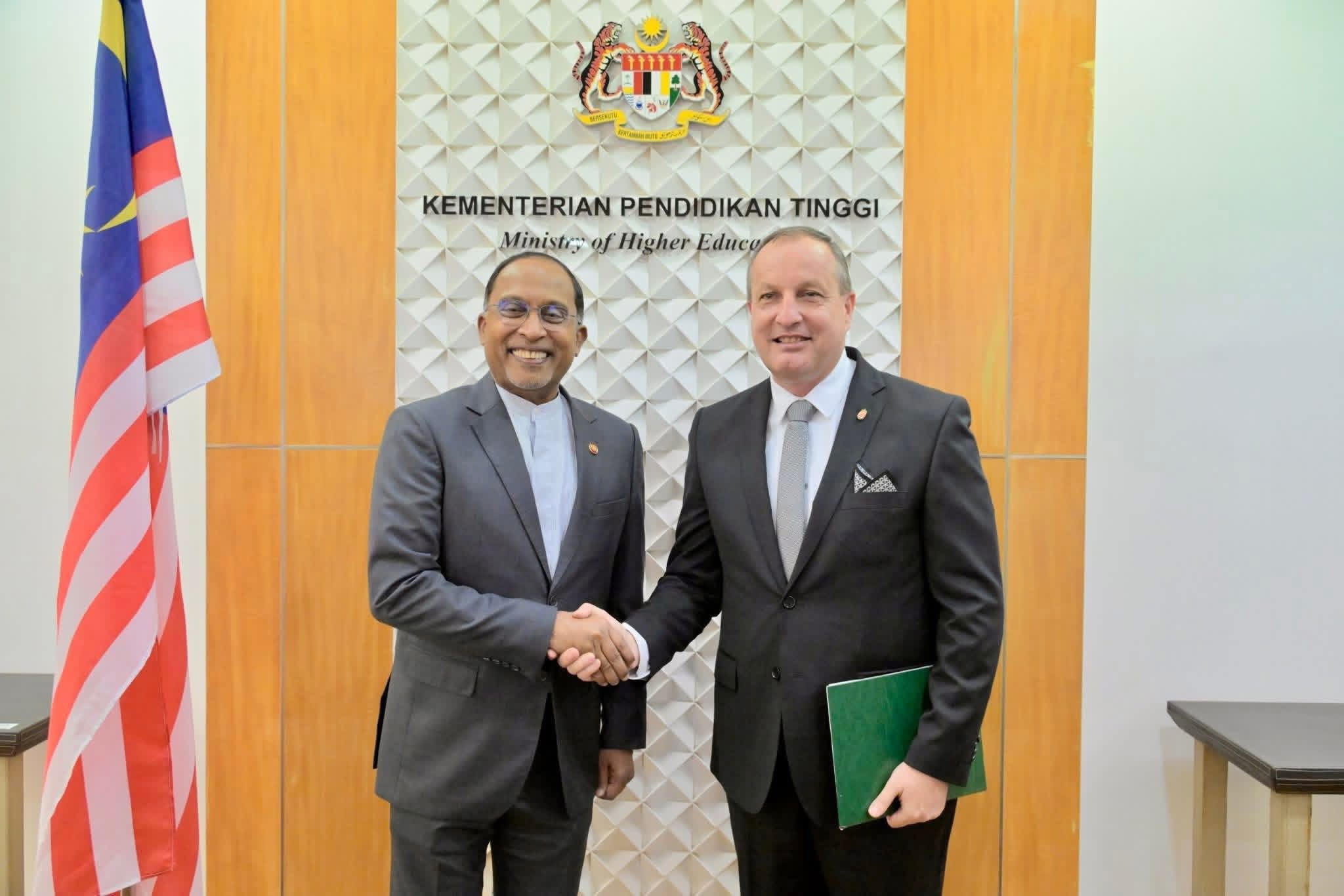 Visit to Datuk Seri Dr. Zambry Abdul Kadir, Malaysia’s Minister of Higher Education